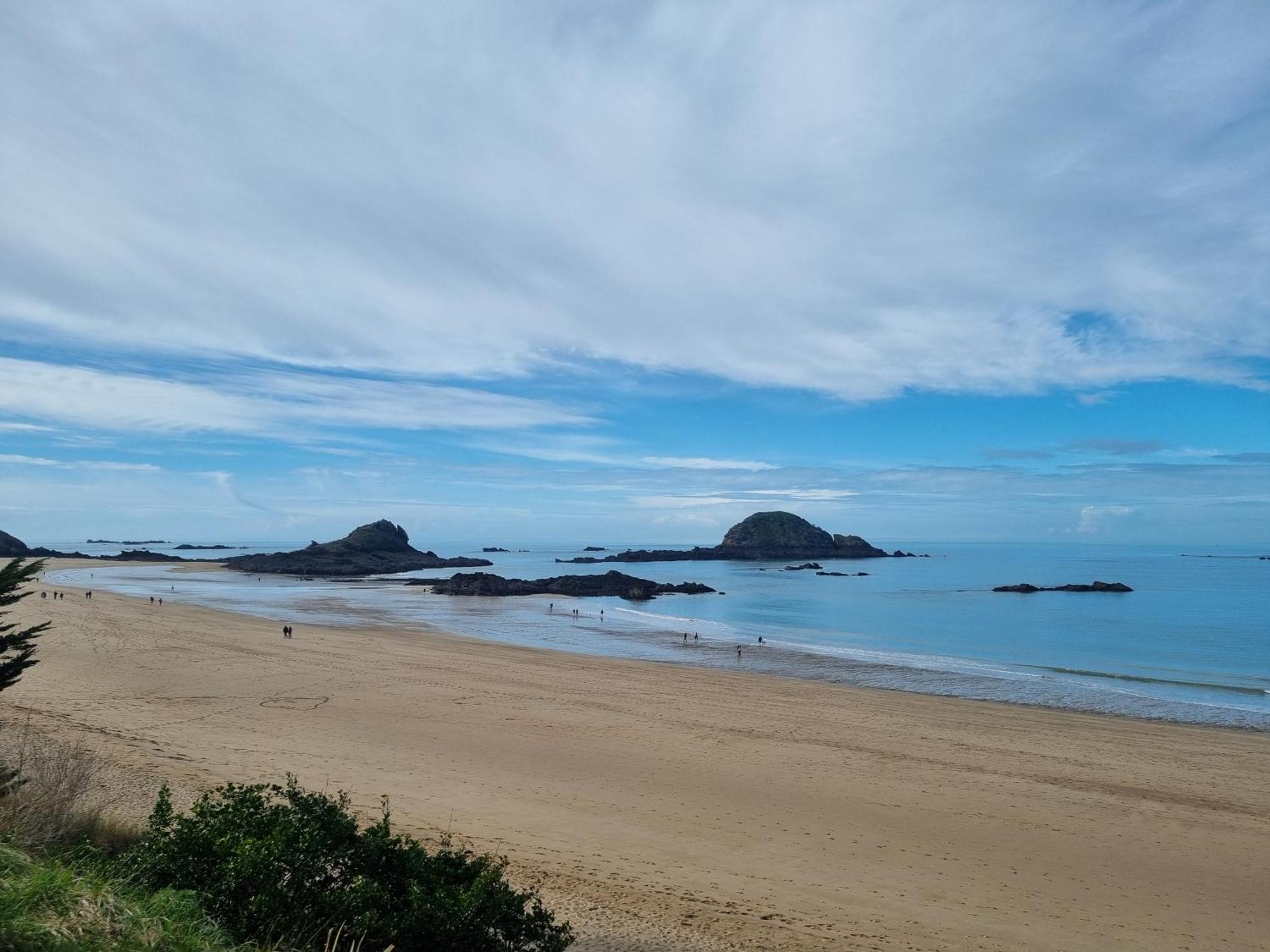 Le Mistral Du Centre Ville ,Chaleureux A 2 Min De La Plage Dinard Exterior foto